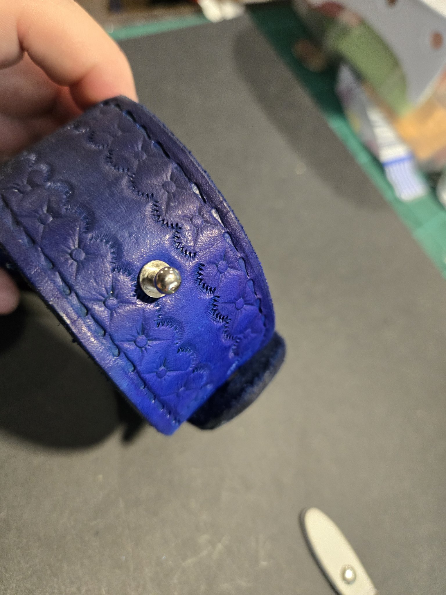Back view of stock 217 showing its fixed button closure